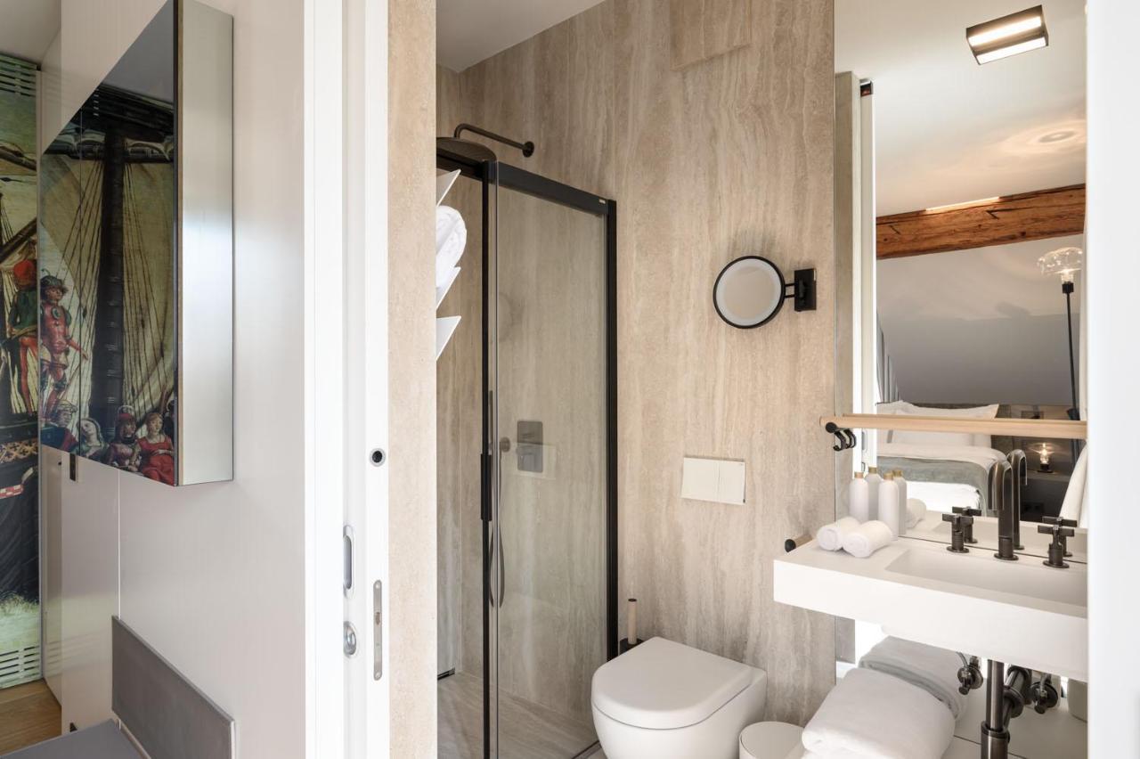 Zlata Ladjica Boutique 5* Laibach